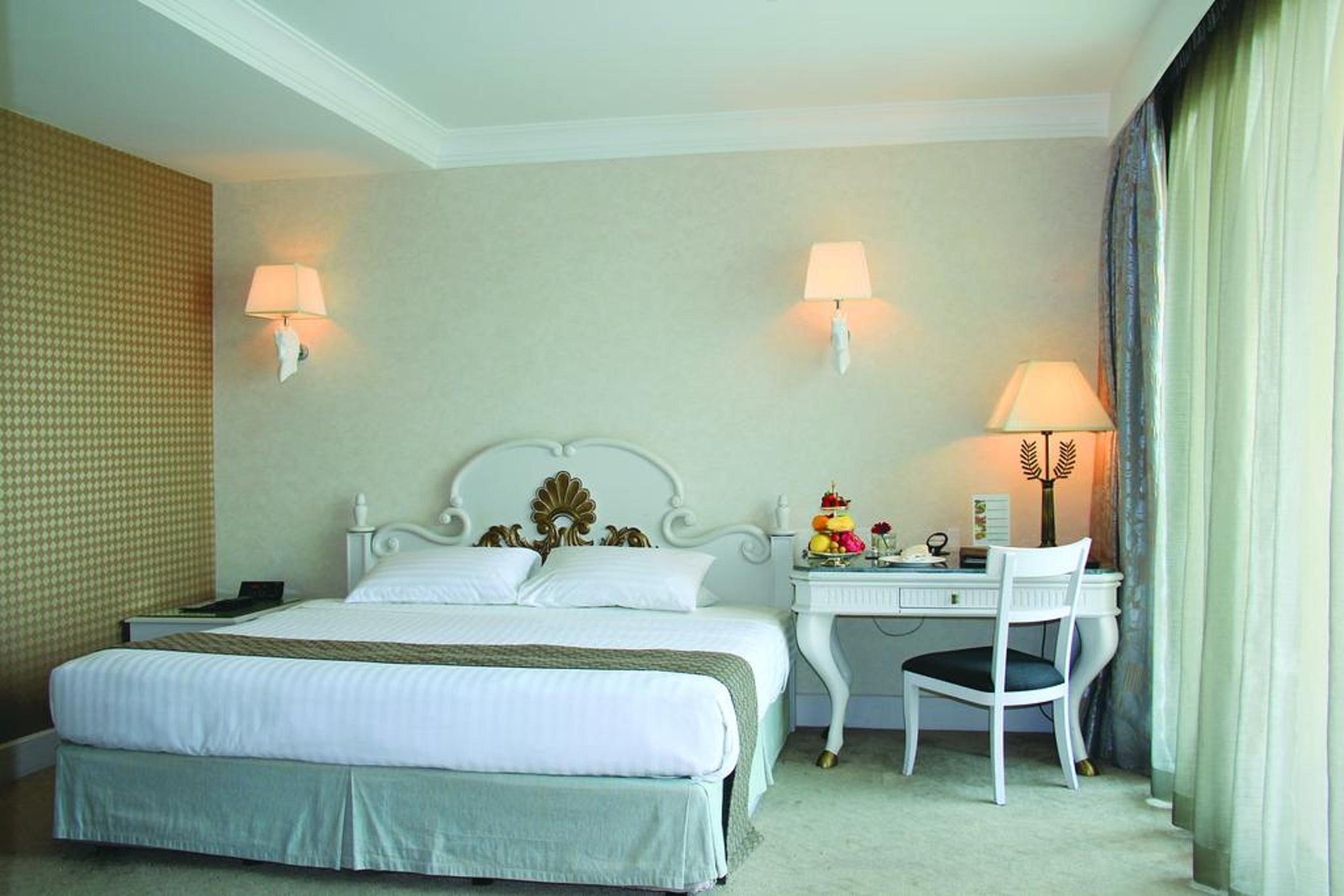 Palace Of The Golden Horses Seri Kembangan Exterior photo A room at the hotel